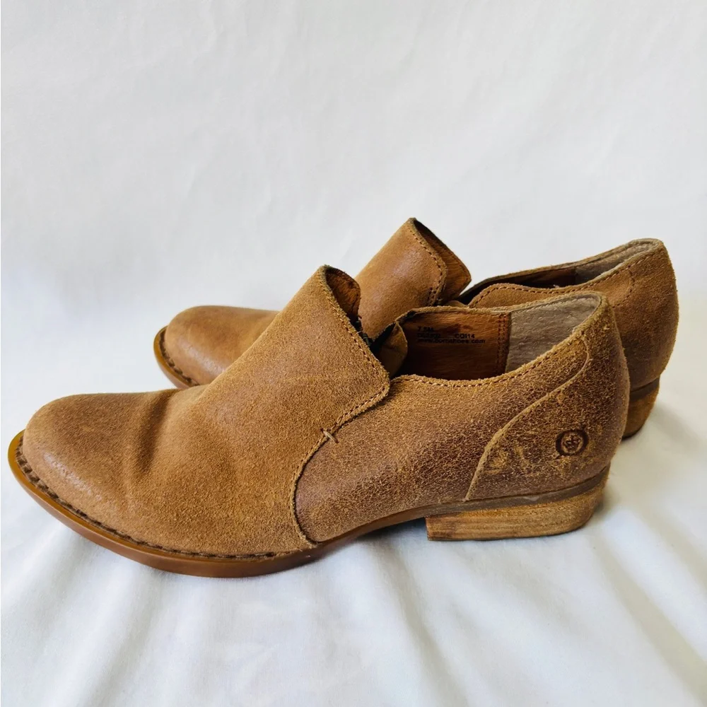 Born distressed ankle